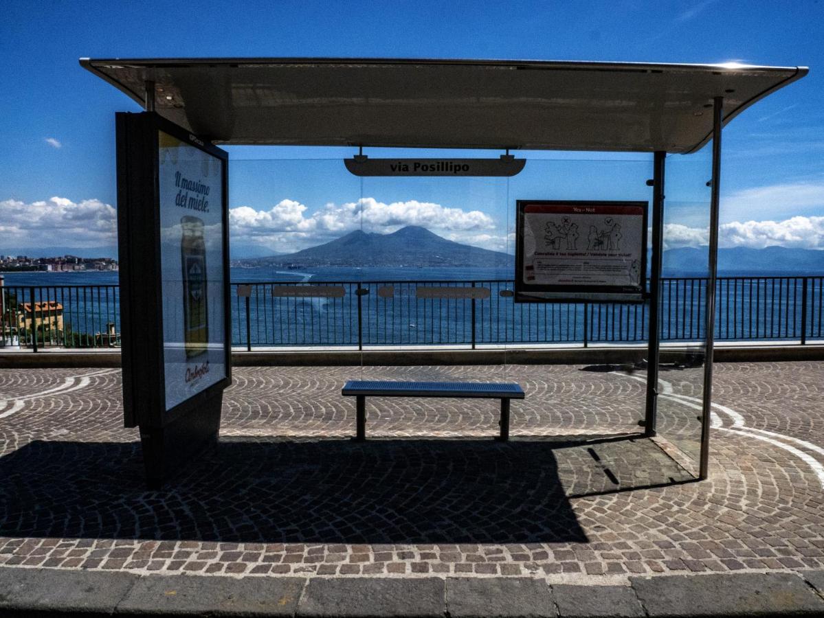 Grande & Caratteristico Dietro La Cattedrale Napoli Dış mekan fotoğraf